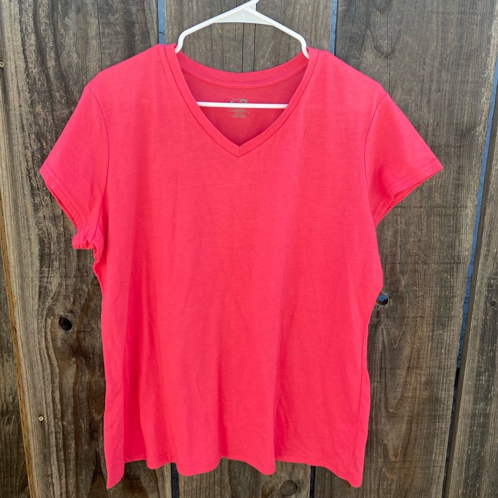 Champion pink tee - Picture 1 of 3